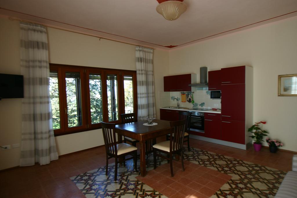 אימולה Locanda Donna Laura חדר תמונה